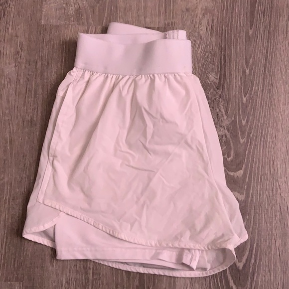 athletic shorts - Picture 1 of 1